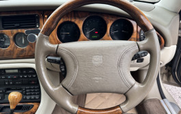 Jaguar XK 